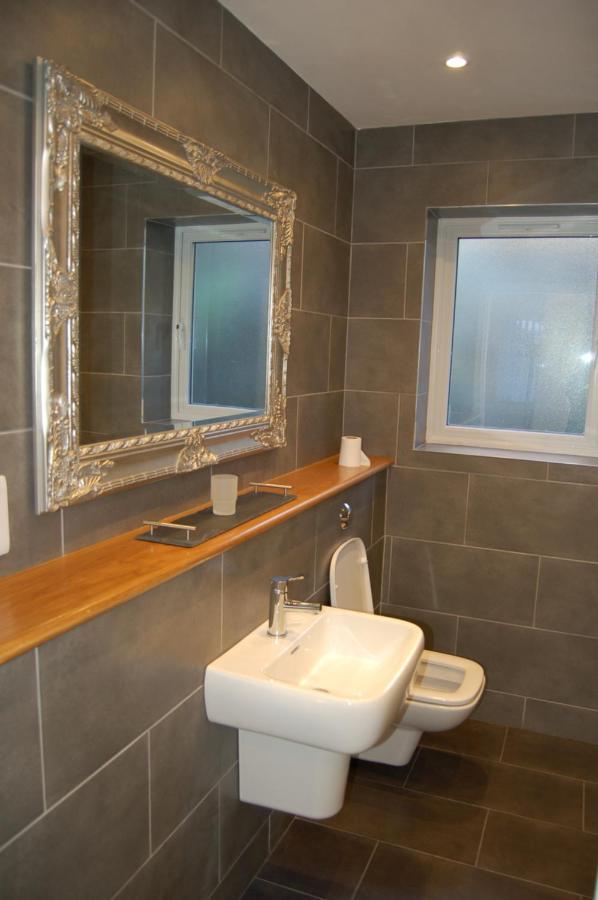 Beautiful, Modern Villa 5 Mins Walk From The Stunning Bay At Trearddur Holyhead Esterno foto